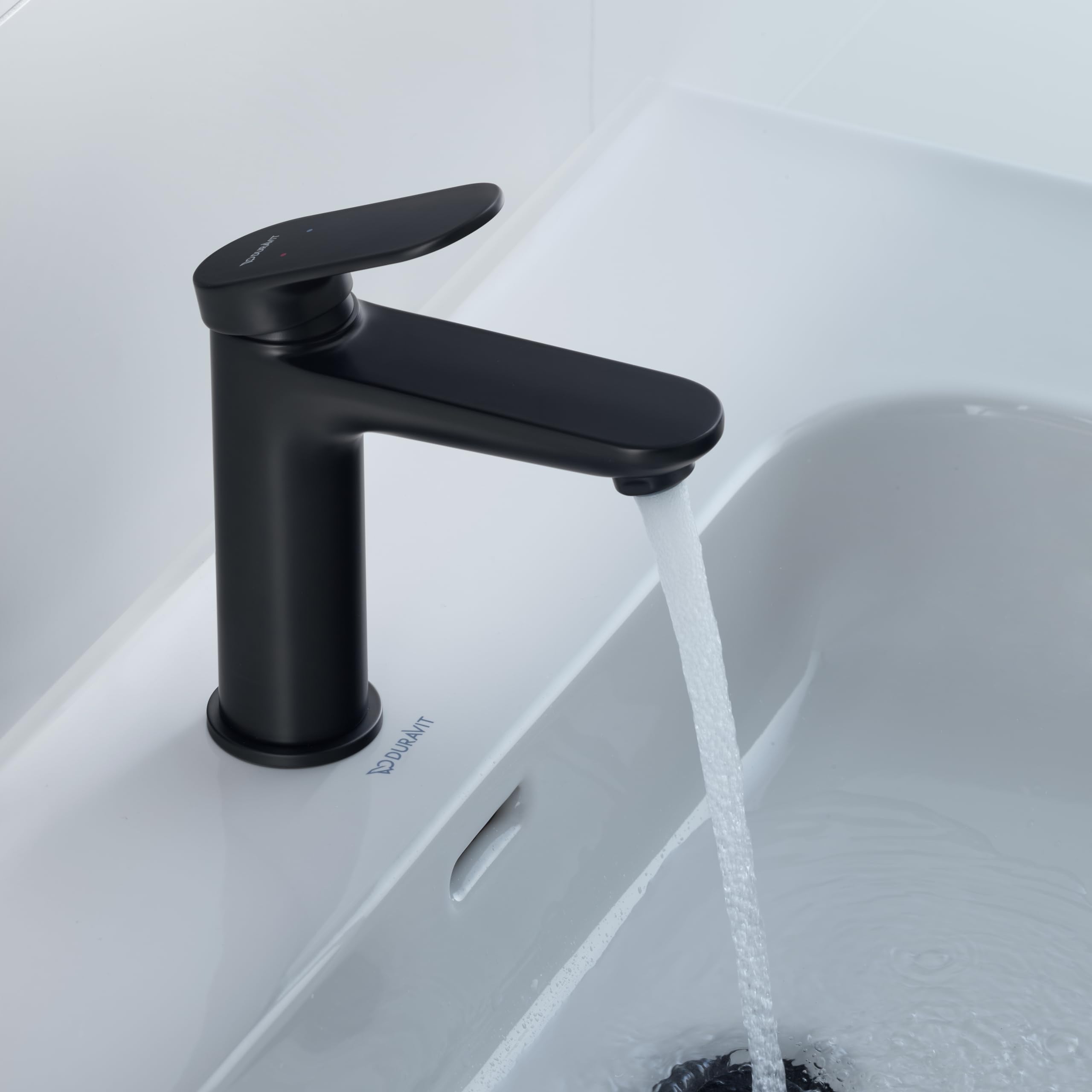 duravit-wave-waschtischarmatur-gr-e-m-auslauf-111-mm-schwarz-matt image 2