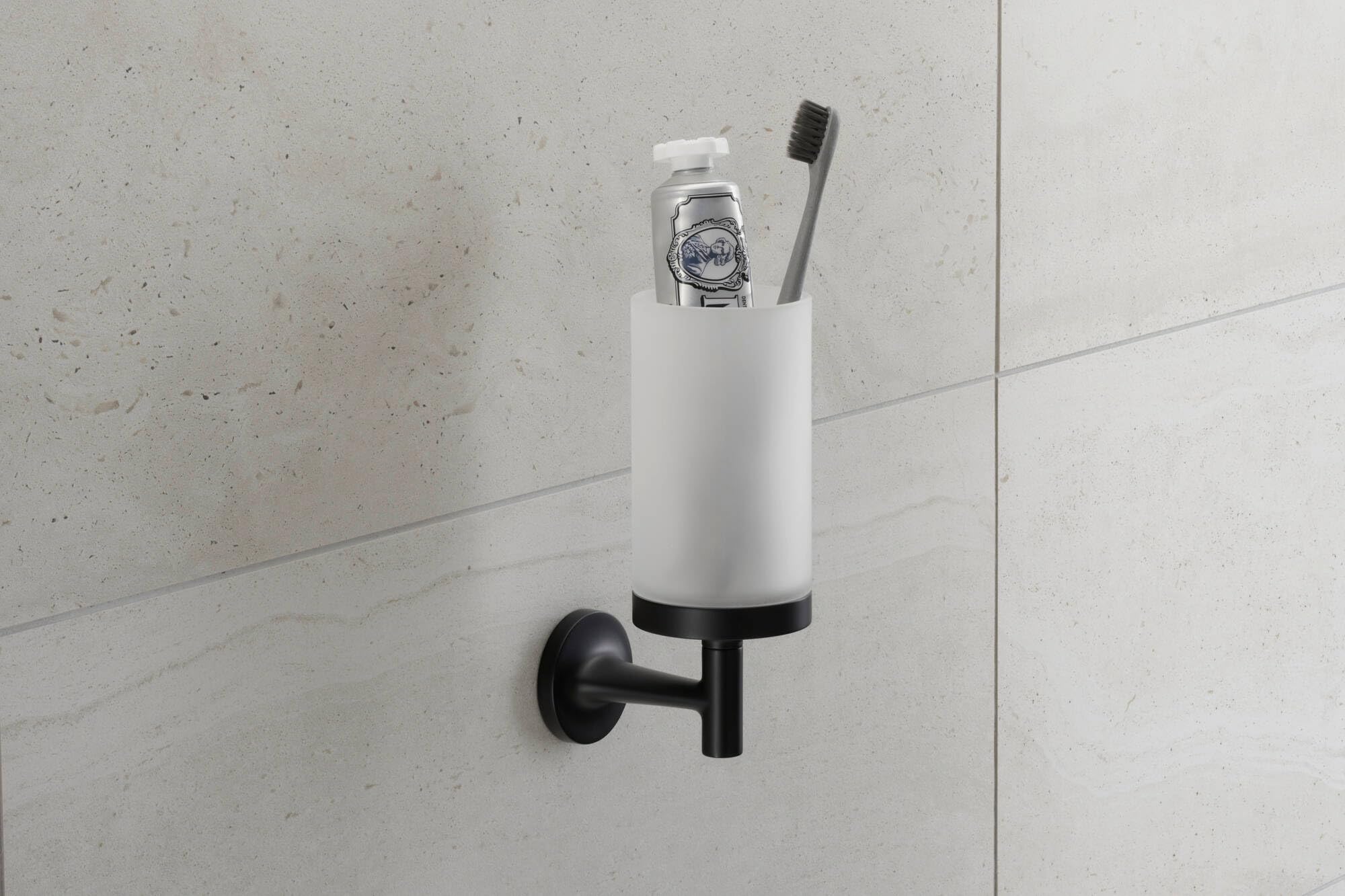 duravit-starck-t-zahnputzbecher-schwarz-matt-glashalter-wandmontage-glas-matt image 3
