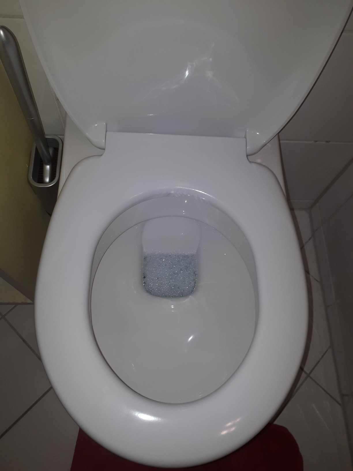 Leider gebrochen