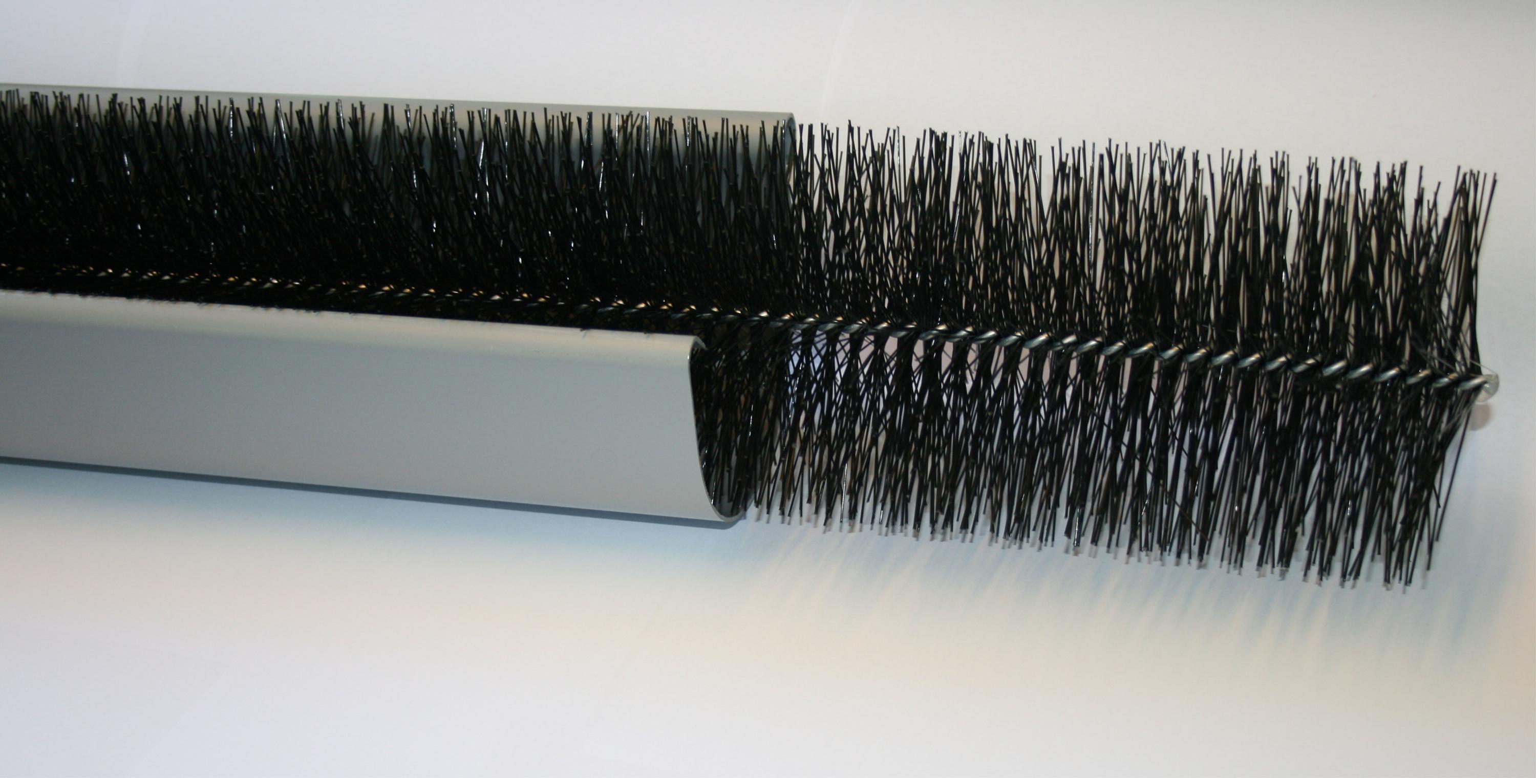 marley-rinnenraupe-120-mm-120-cm-dachrinnen-reinigungsb-rste-mit-pe-borsten-und- image 1