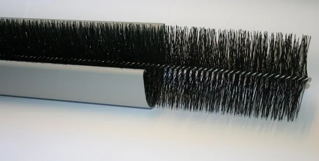 marley-rinnenraupe-120-mm-120-cm-dachrinnen-reinigungsb-rste-mit-pe-borsten-und- image 1